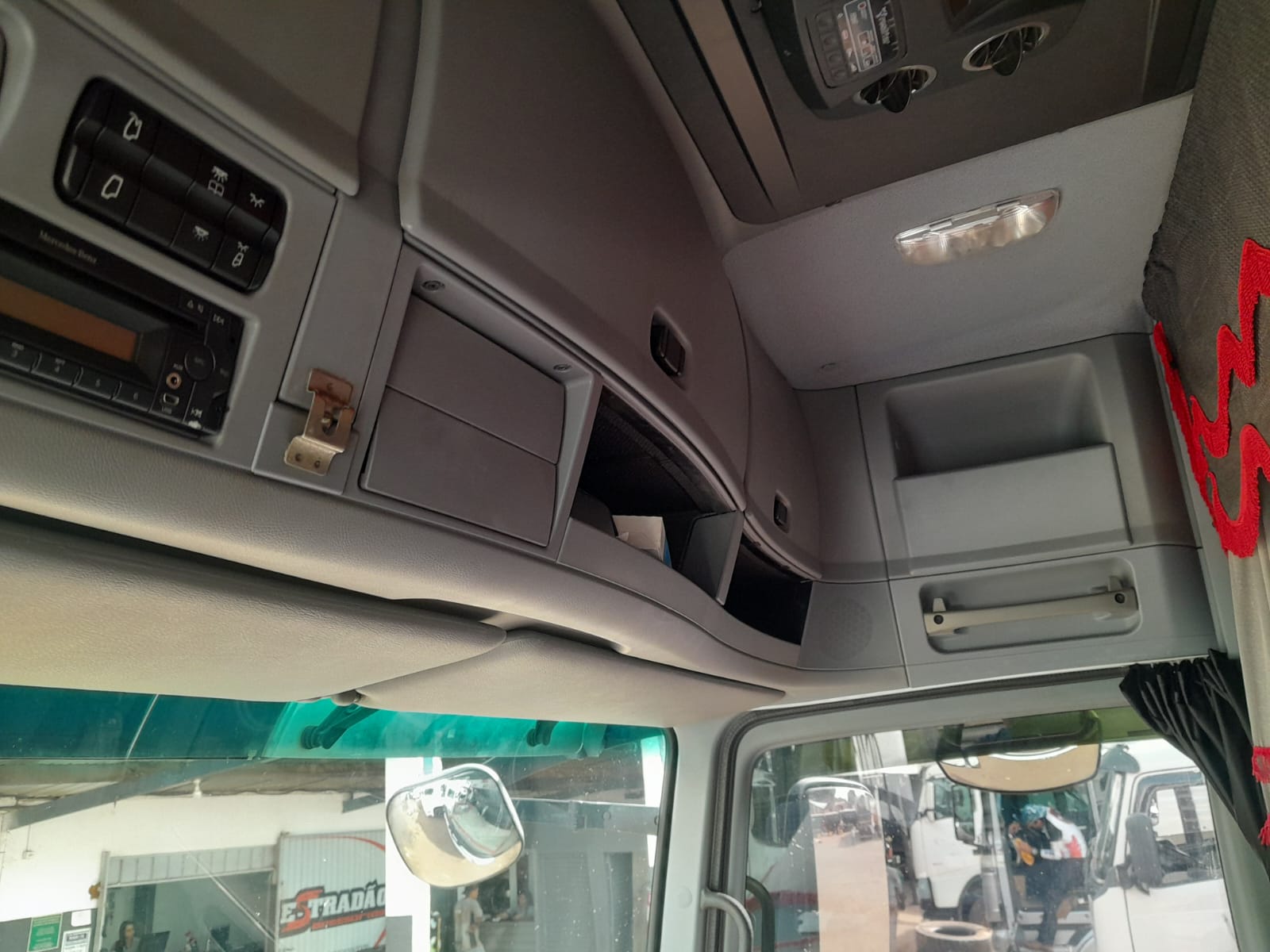 Mercedes-Benz Actros