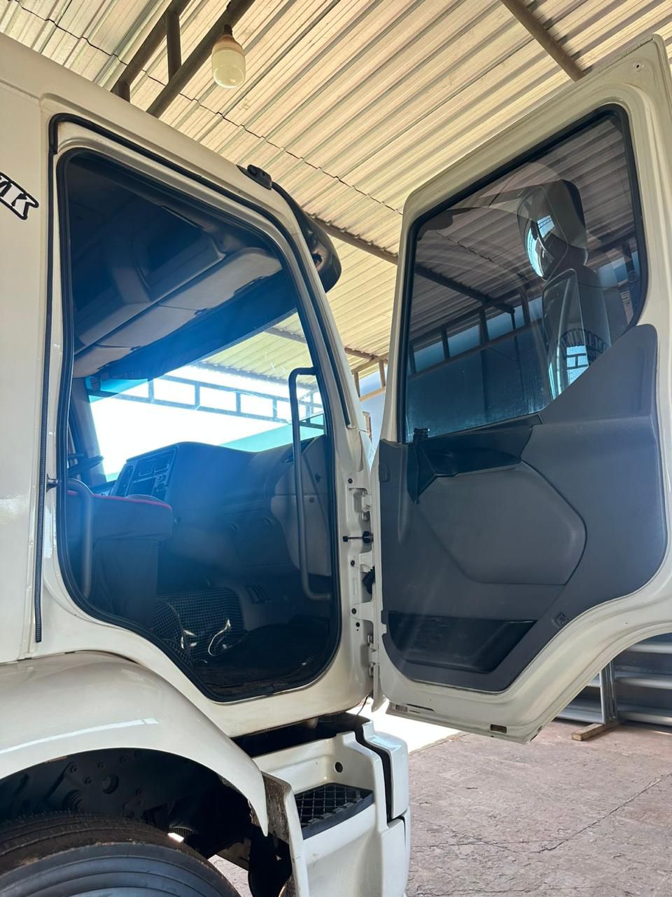 Volvo VM 260