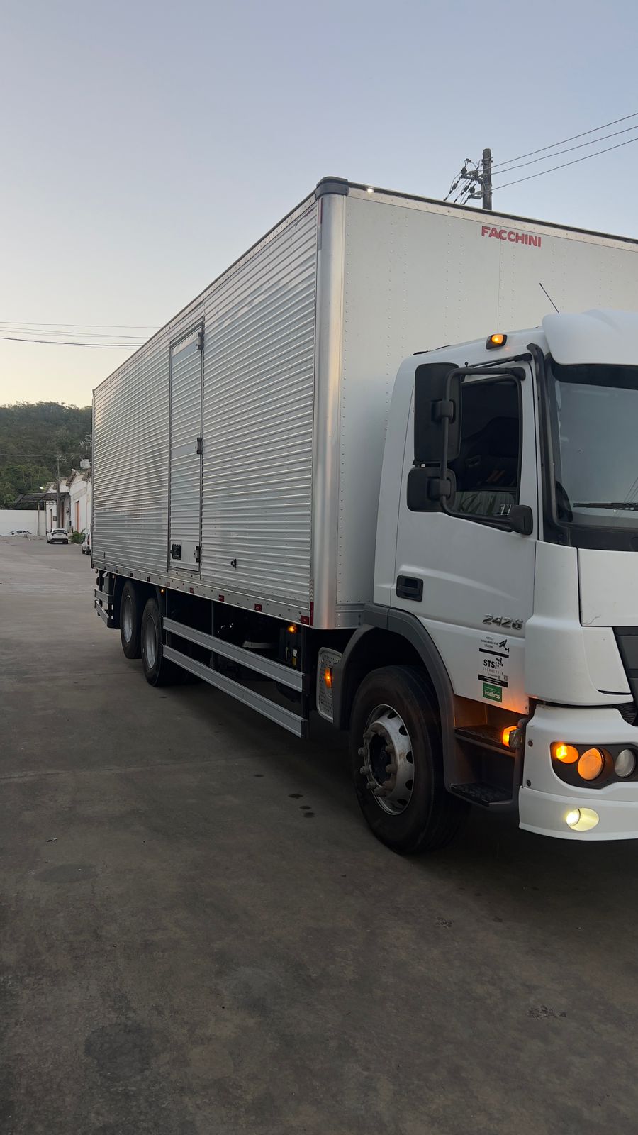 Mercedes-Benz Atego 2426