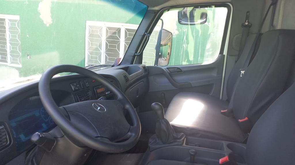 Mercedes-Benz Accelo