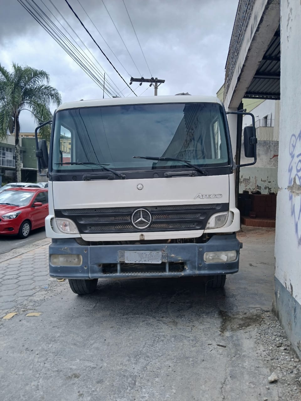Mercedes-Benz Atego 2425