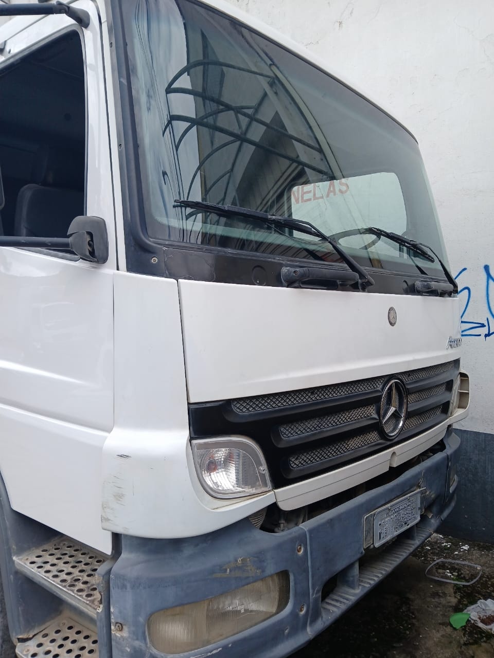 Mercedes-Benz Atego 2425