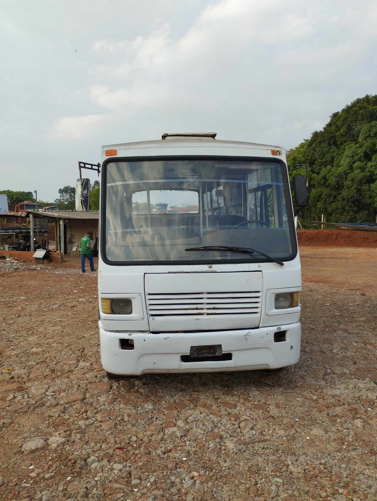 Mercedes-Benz Outros