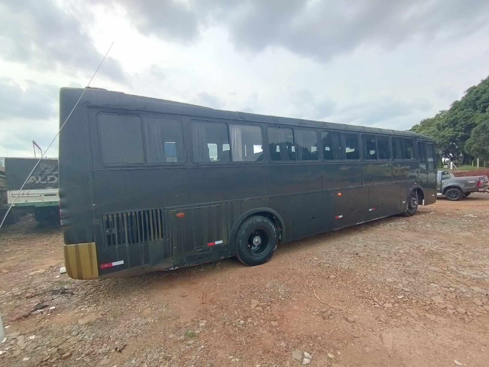 Mercedes-Benz Outros