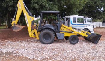 RetroEscavadeira New Holland (LB 90) full