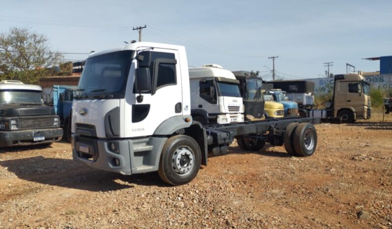 Ford C-1723 2015 cheio