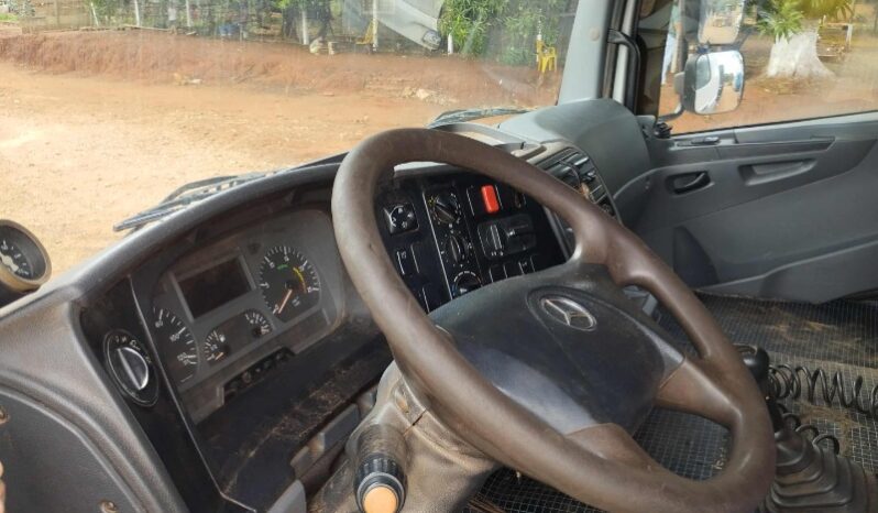 Mercedes-Benz Axor 2009 cheio