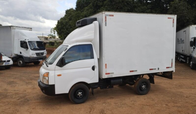 Hyundai 1 2011 cheio